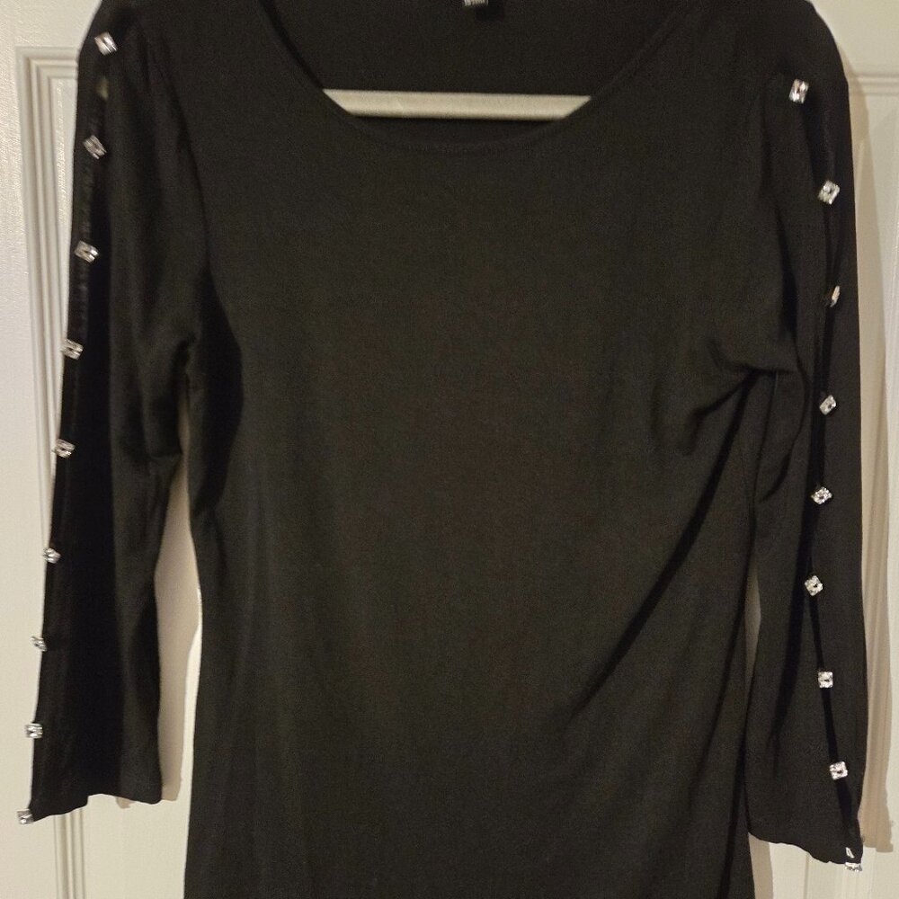 Cable & Gauge Black Slit Sleeve Top with Crystal Buttons Size M